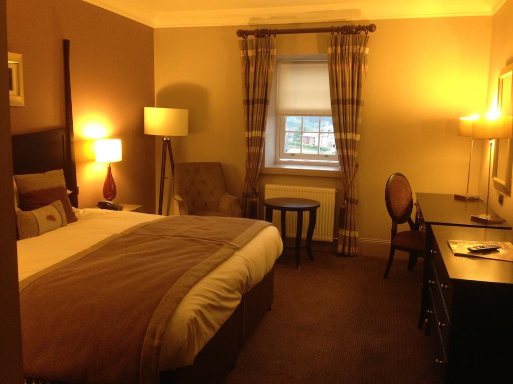 Dumfries Arms Hotel Cumnock Cameră foto