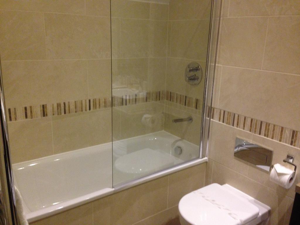 Dumfries Arms Hotel Cumnock Cameră foto